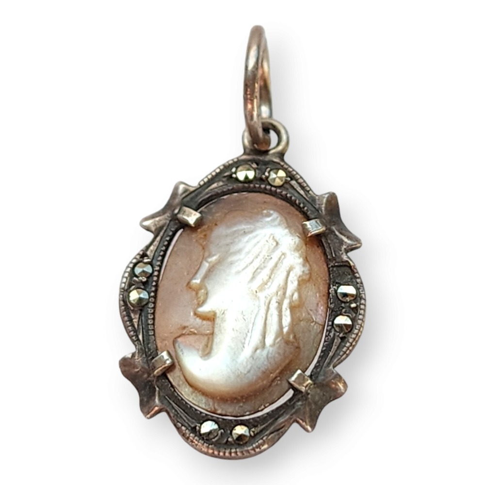 Unsigned Pendant Sterling Silver OS‎ Silver MOP Marcasite Cameo Vintage Dainty